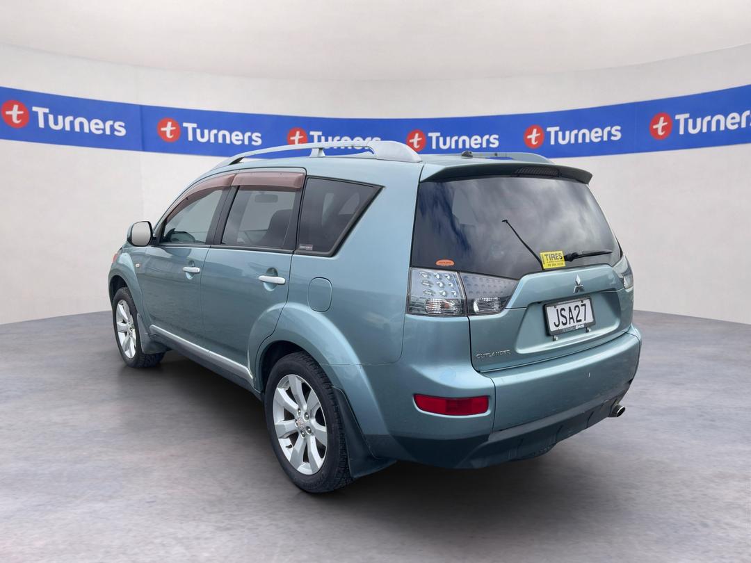 Photo '4' of Mitsubishi Outlander Photo '4' of Mitsubishi Outlander