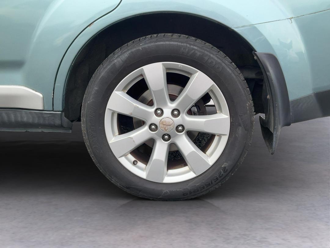 Photo '9' of Mitsubishi Outlander Photo '9' of Mitsubishi Outlander