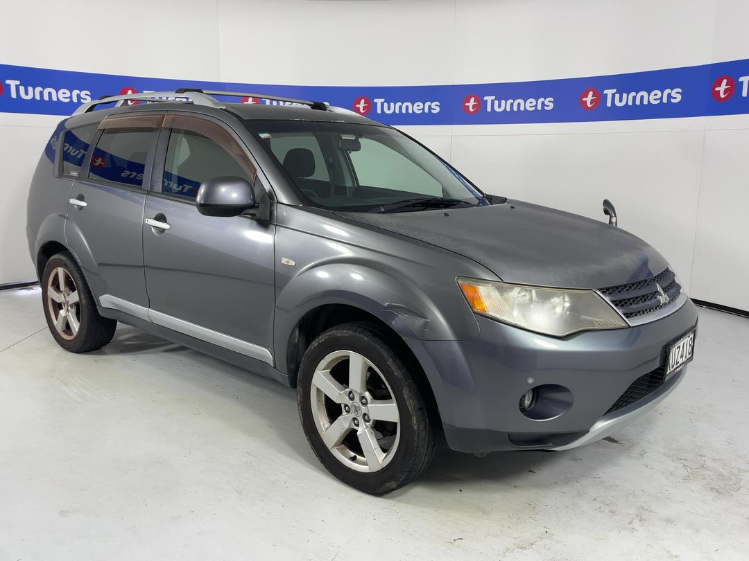 Photo '1' of Mitsubishi Outlander
