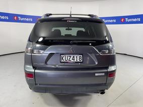 Photo '6' of Mitsubishi Outlander