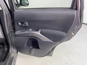 Photo '19' of Mitsubishi Outlander