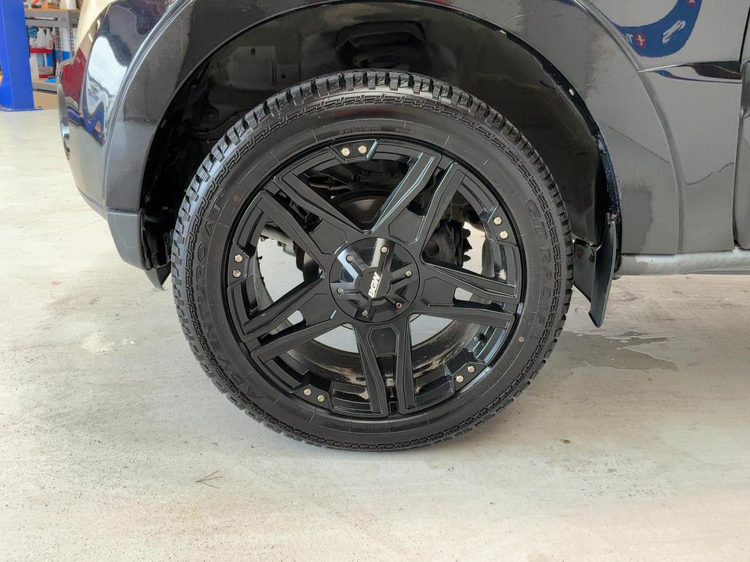 Photo '10' of Mitsubishi Pajero