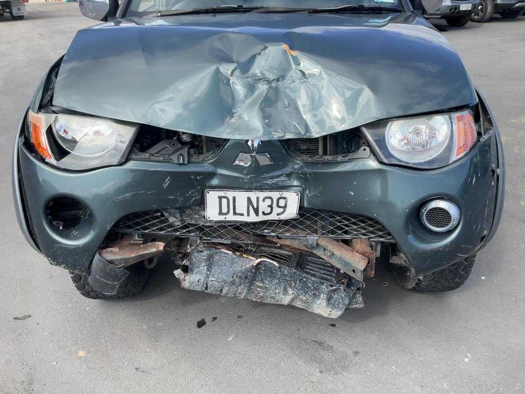 Photo '11' of Mitsubishi Triton Dcab GLS Photo '11' of Mitsubishi Triton Dcab GLS