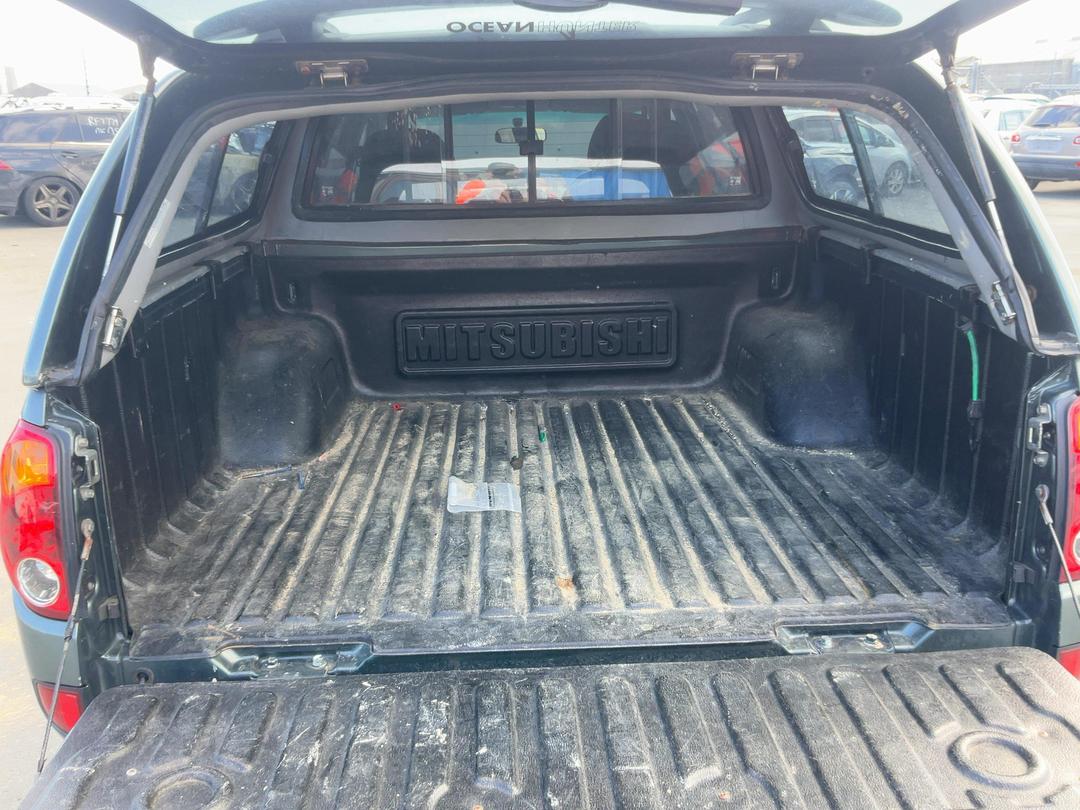 Photo '20' of Mitsubishi Triton Dcab GLS Photo '20' of Mitsubishi Triton Dcab GLS