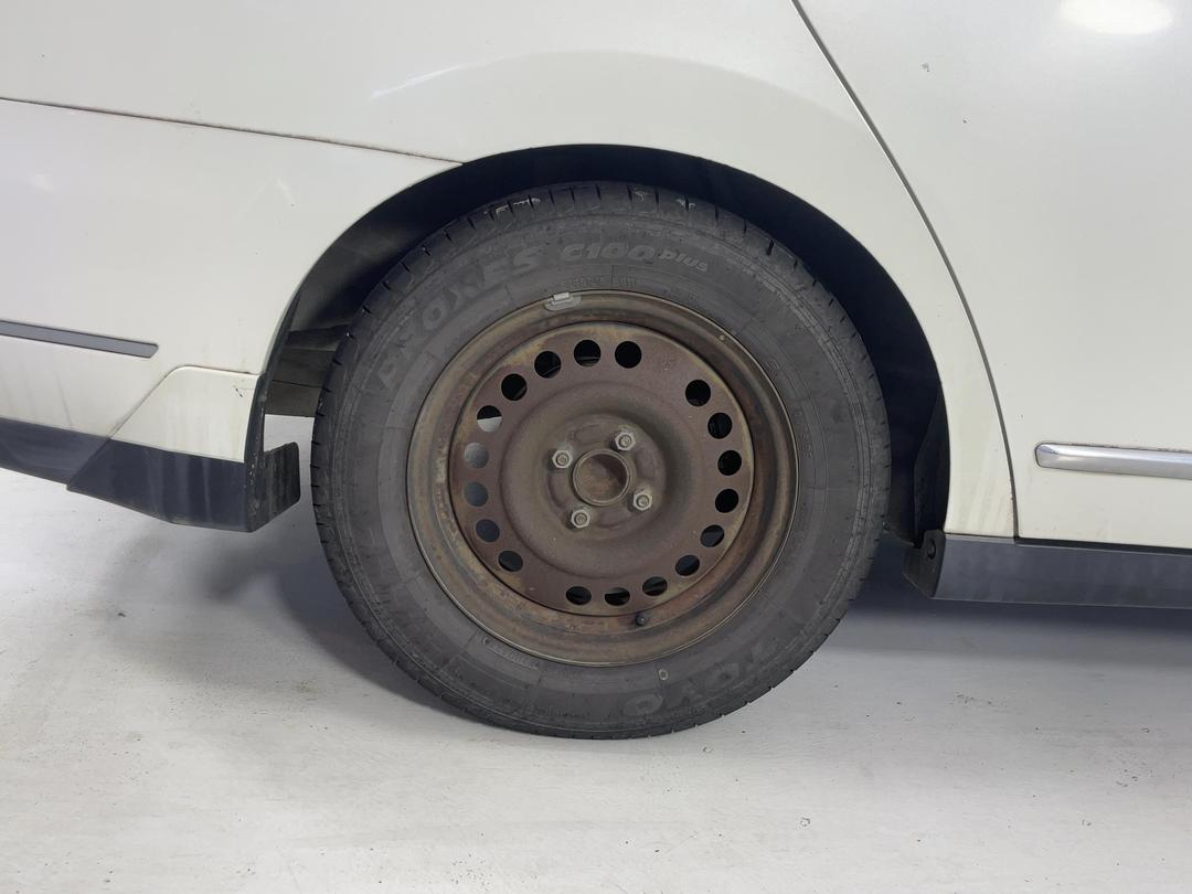Photo '10' of Nissan Bluebird Sylphy Photo '10' of Nissan Bluebird Sylphy