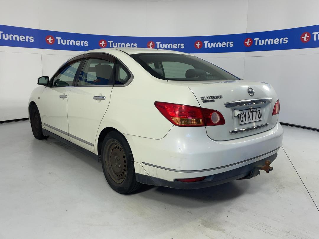 Photo '4' of Nissan Bluebird Sylphy Photo '4' of Nissan Bluebird Sylphy