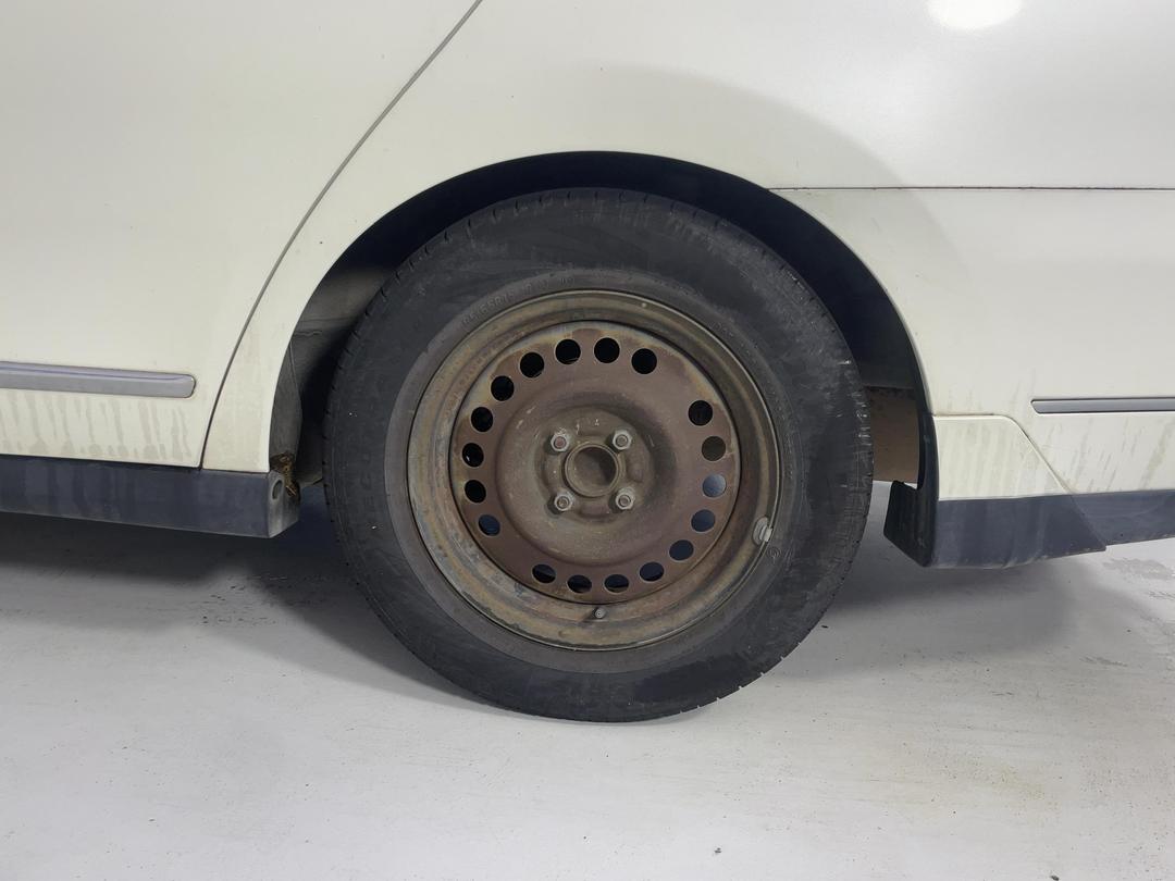 Photo '9' of Nissan Bluebird Sylphy Photo '9' of Nissan Bluebird Sylphy