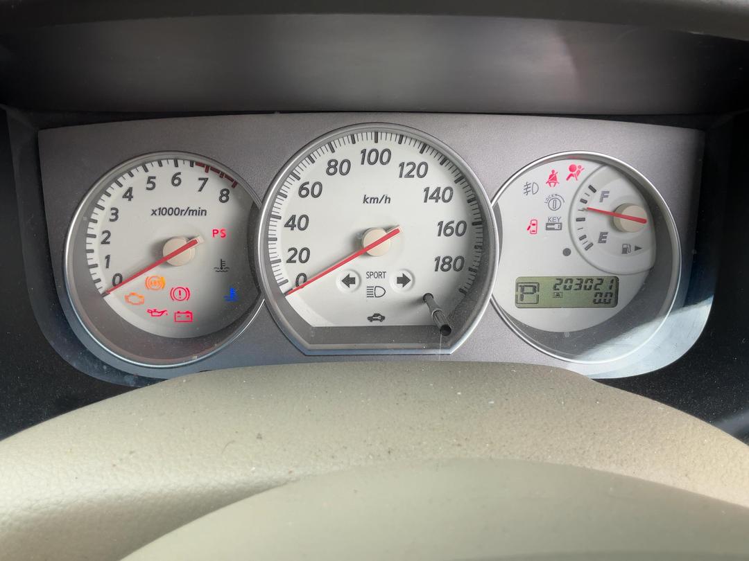 Photo '14' of Nissan Bluebird Sylphy Photo '14' of Nissan Bluebird Sylphy