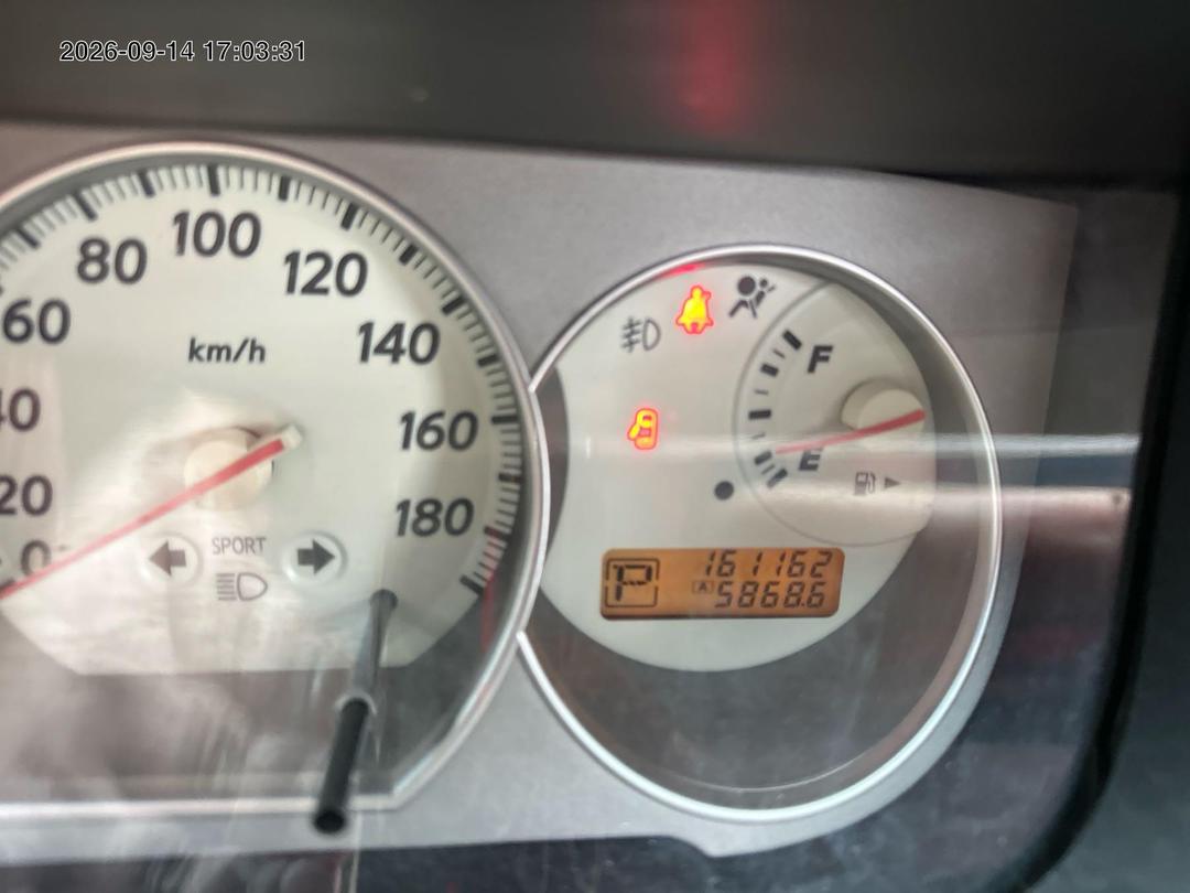 Photo '5' of Nissan Bluebird Sylphy Photo '5' of Nissan Bluebird Sylphy