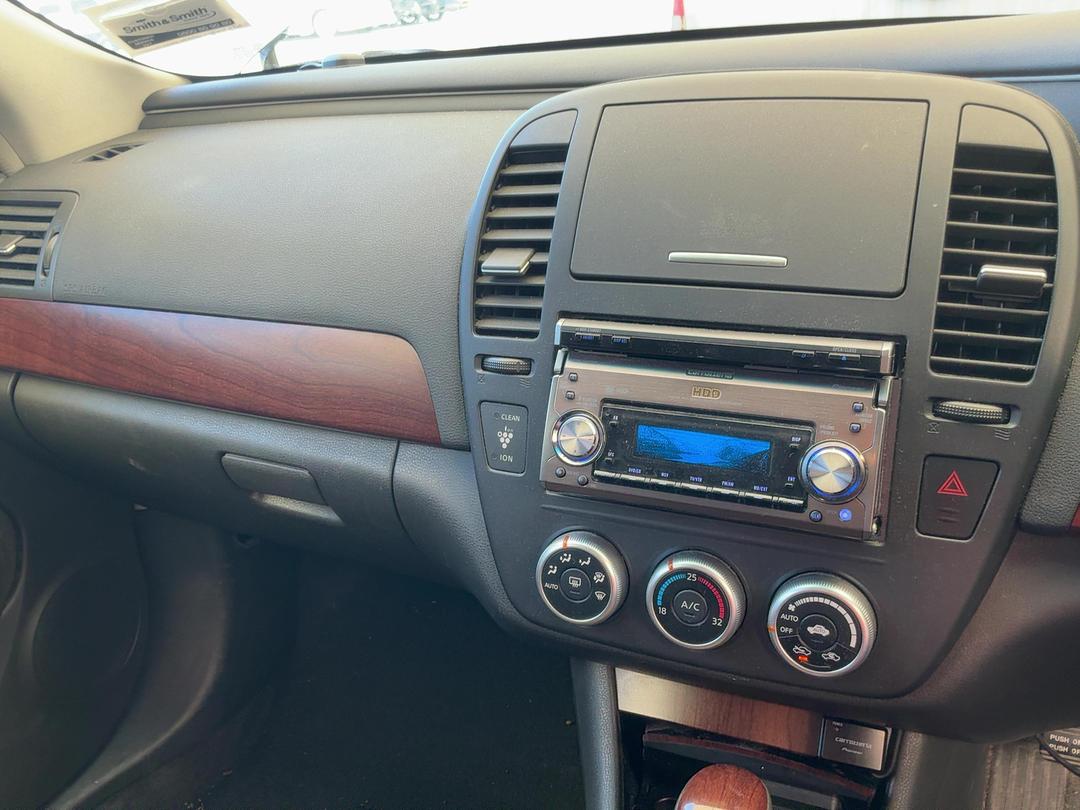 Photo '15' of Nissan Bluebird Sylphy Photo '15' of Nissan Bluebird Sylphy