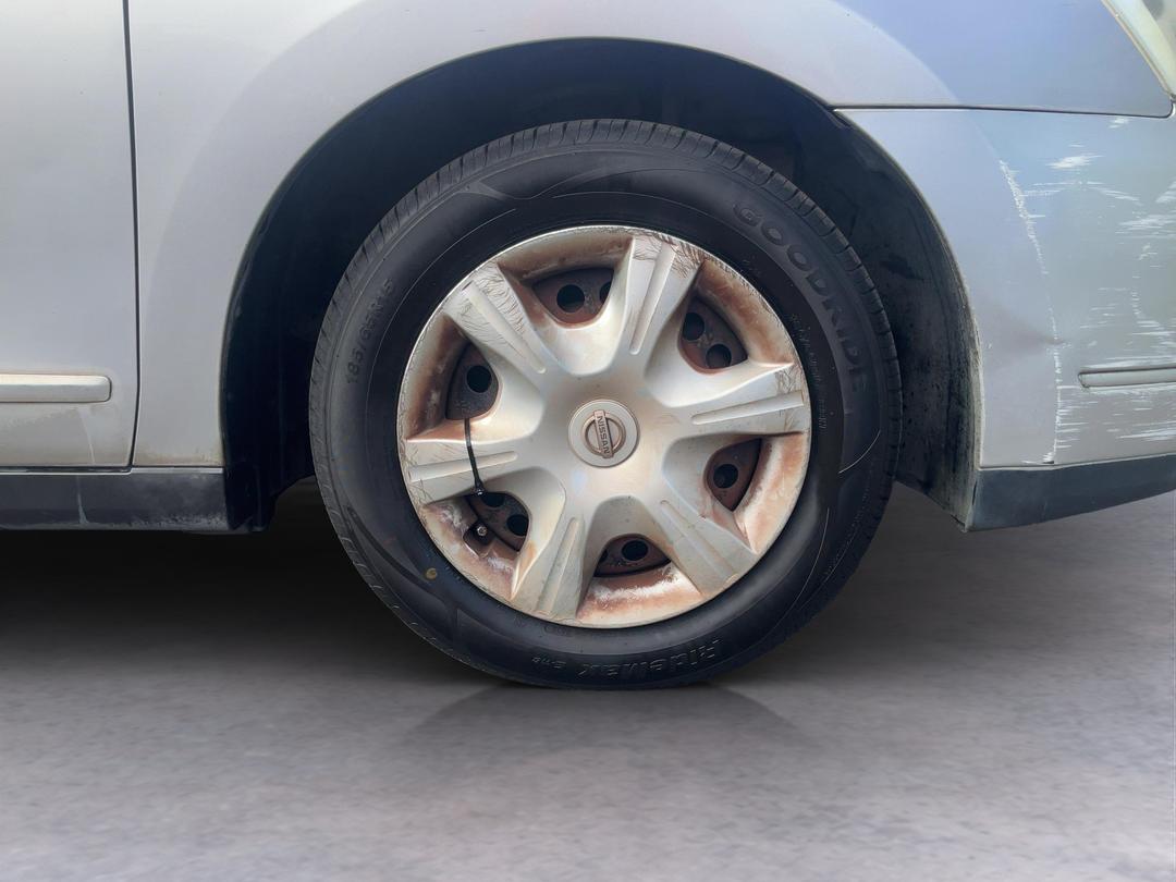 Photo '9' of Nissan Bluebird