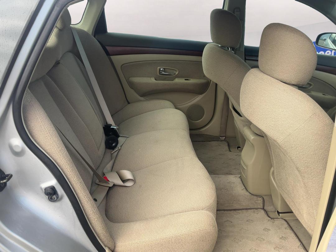 Photo '20' of Nissan Bluebird