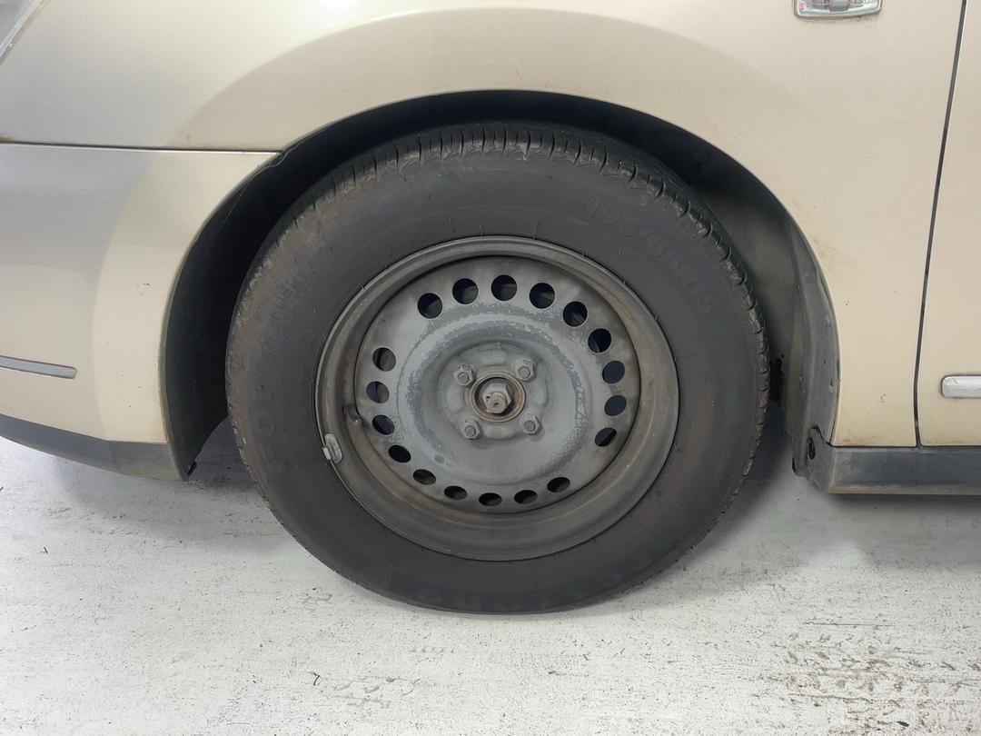 Photo '5' of Nissan Bluebird Sylphy Photo '5' of Nissan Bluebird Sylphy