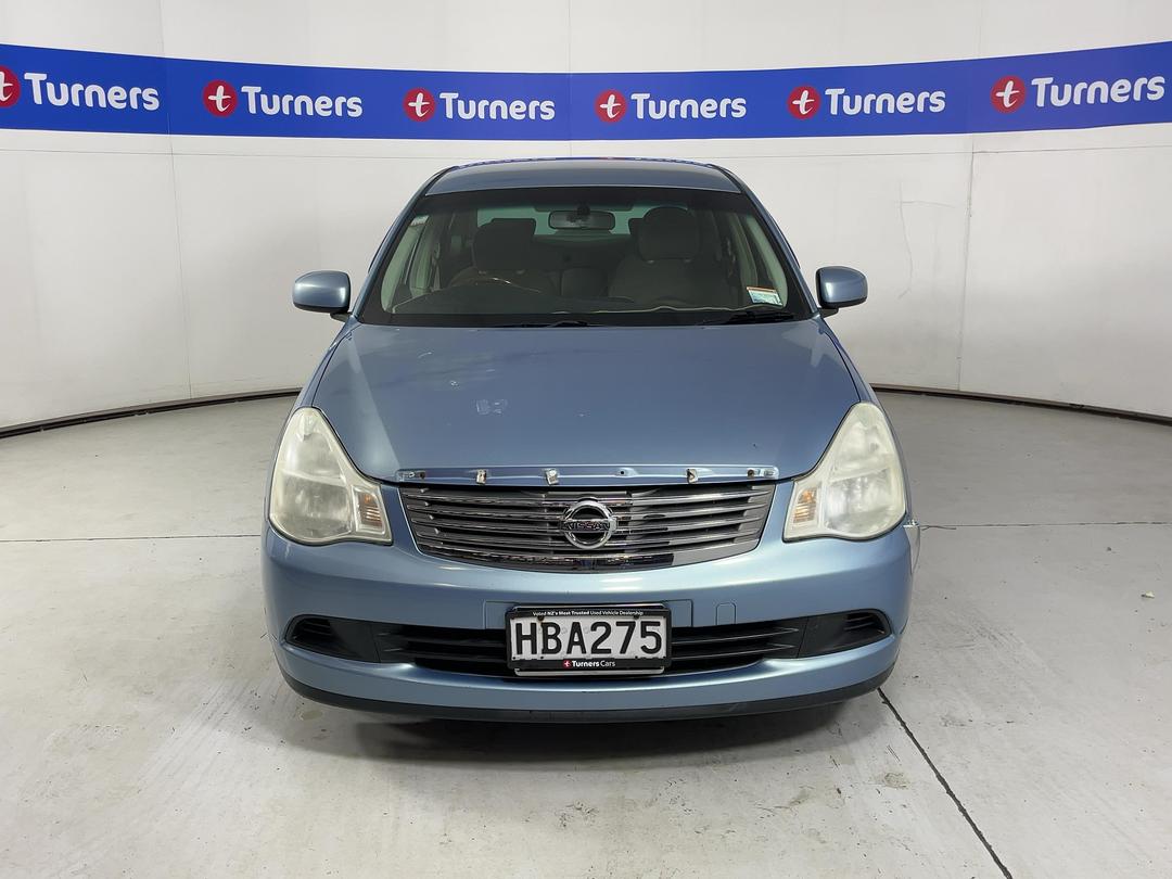 Photo '2' of Nissan Bluebird