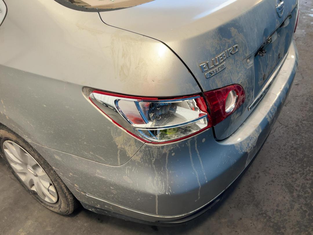 Photo '13' of Nissan Bluebird Sylphy
