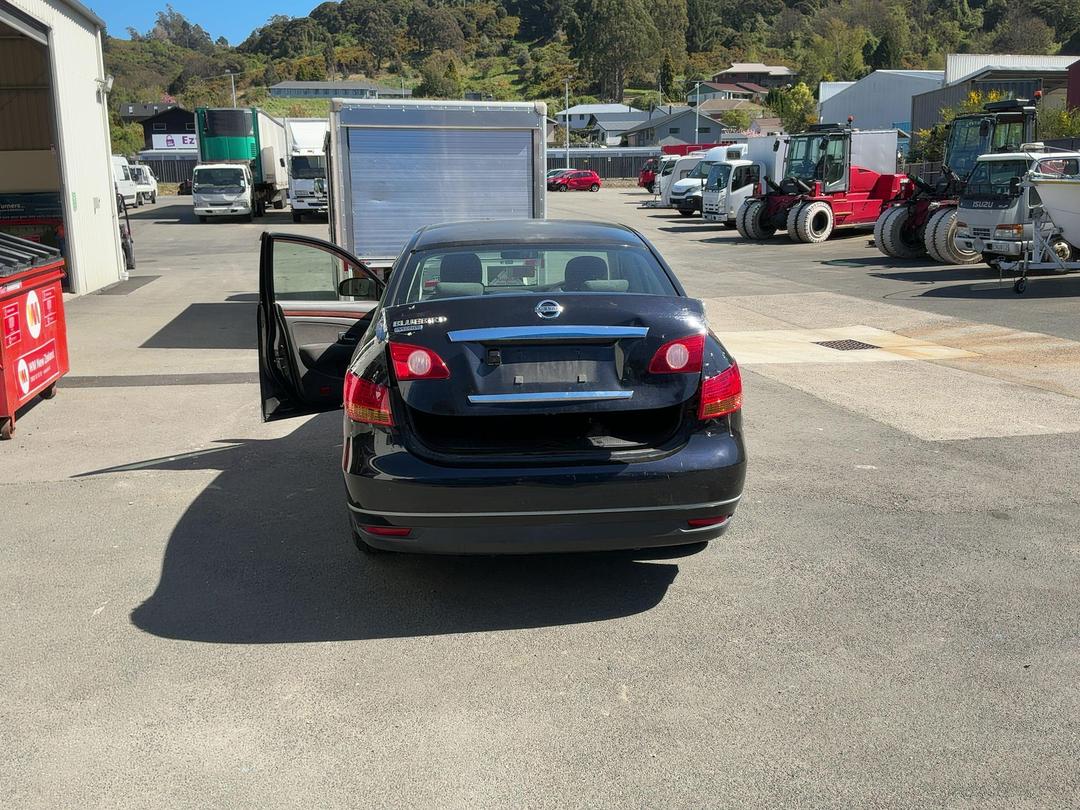 Photo '6' of Nissan Bluebird Sylphy Photo '6' of Nissan Bluebird Sylphy
