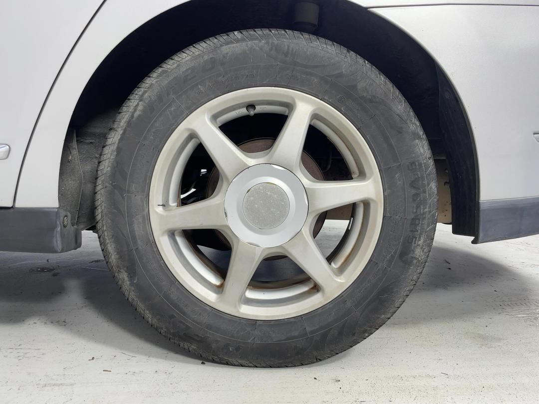 Photo '9' of Nissan Bluebird Sylphy Photo '9' of Nissan Bluebird Sylphy