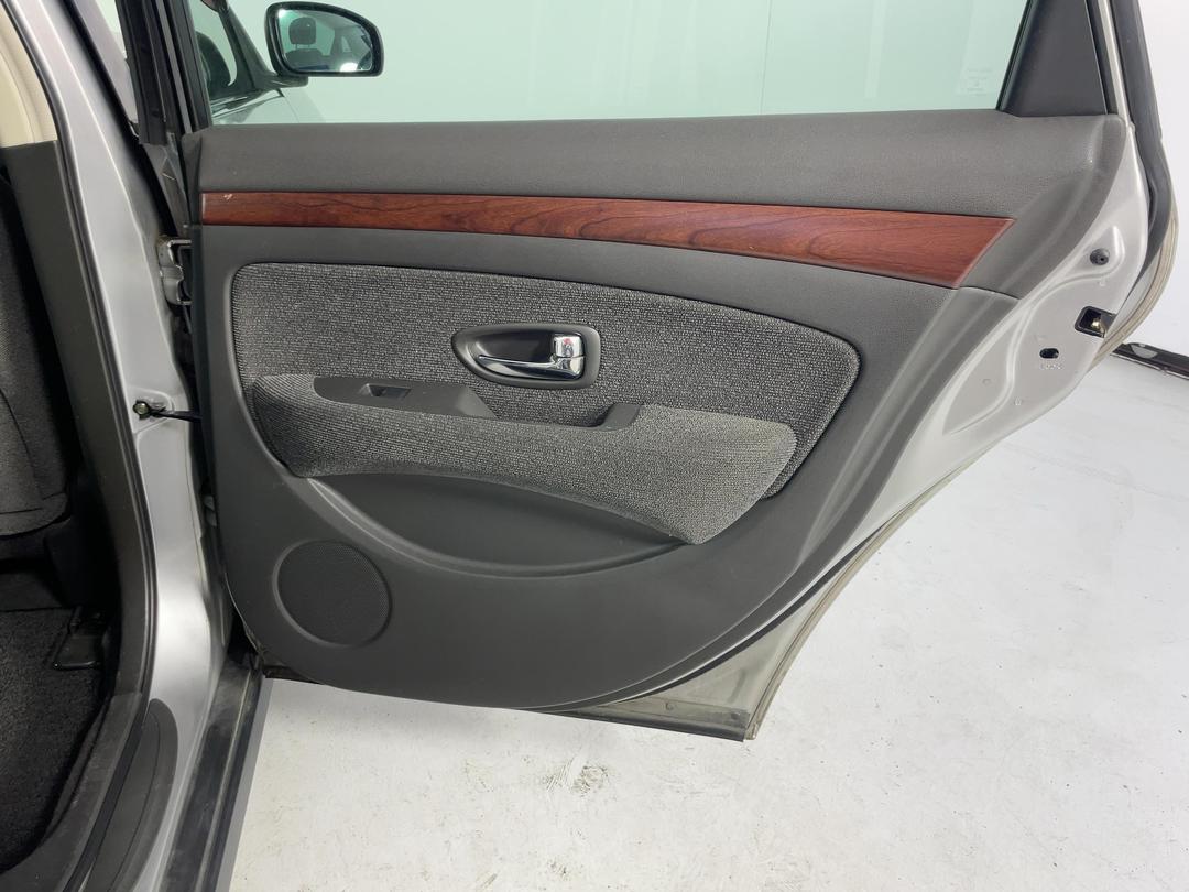 Photo '17' of Nissan Bluebird Sylphy Photo '17' of Nissan Bluebird Sylphy