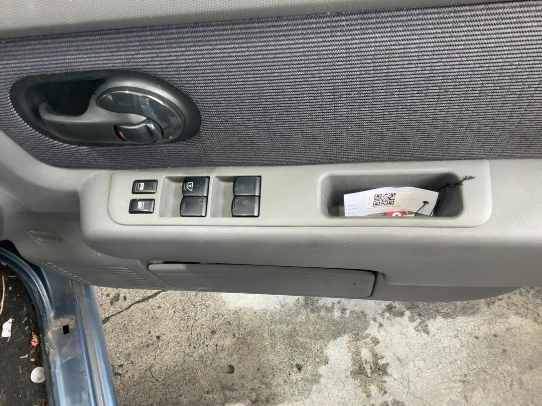 Photo '8' of Nissan Cube