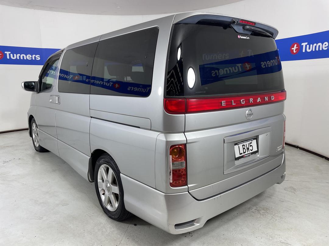 Photo '5' of Nissan Elgrand