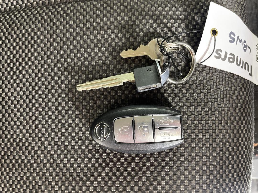 Photo '22' of Nissan Elgrand