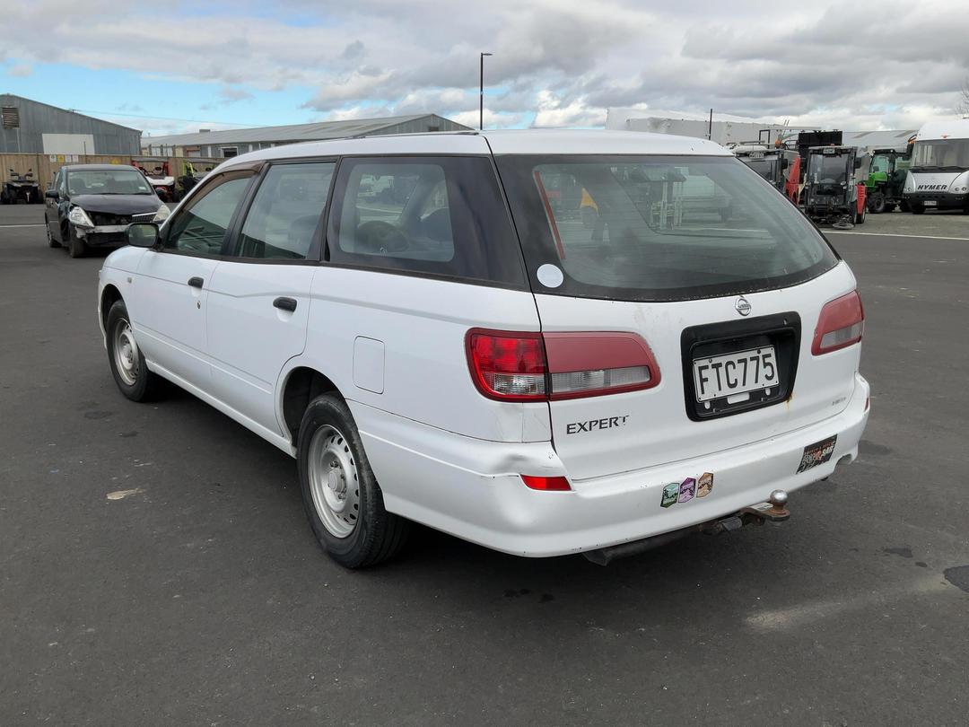 Photo '6' of Nissan Expert