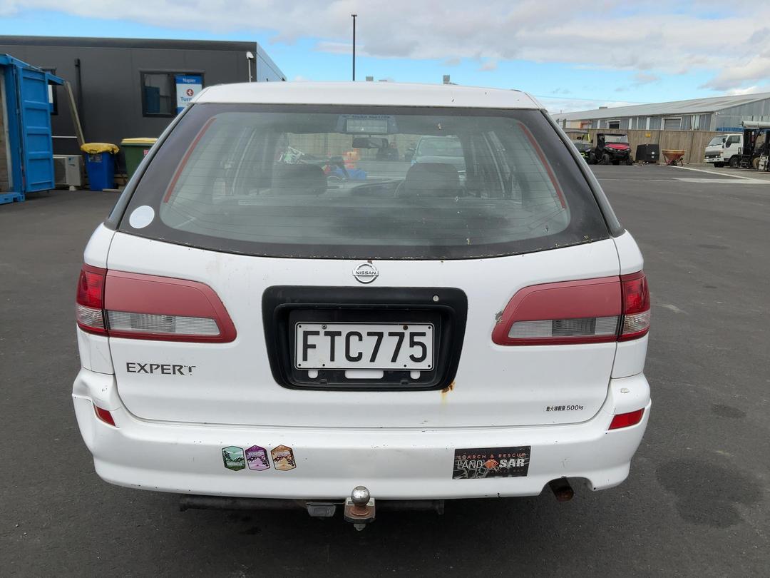 Photo '7' of Nissan Expert