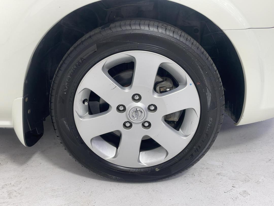 Photo '9' of Nissan Lafesta
