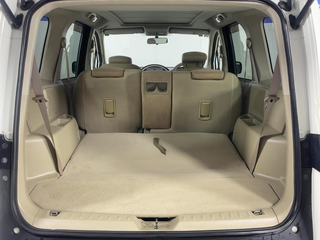 Photo '14' of Nissan Lafesta