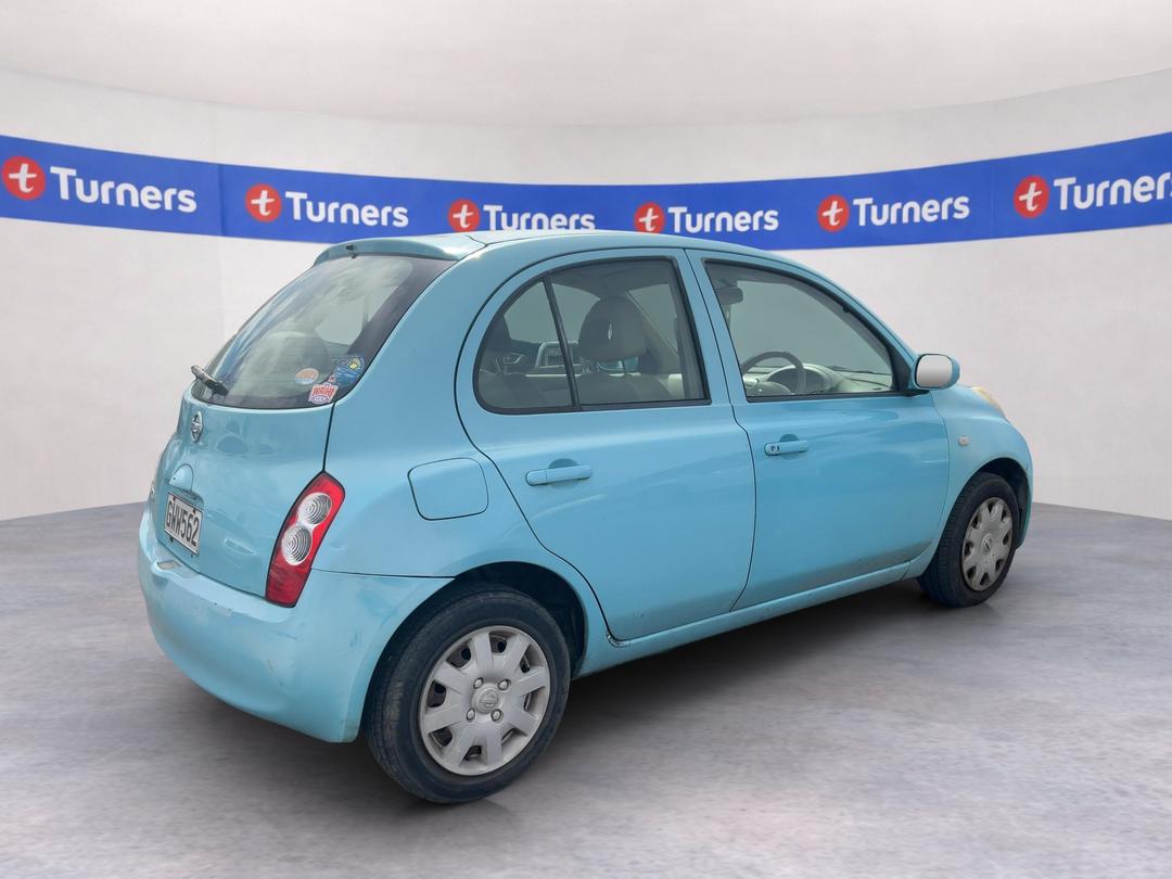 Photo '4' of Nissan March Photo '4' of Nissan March