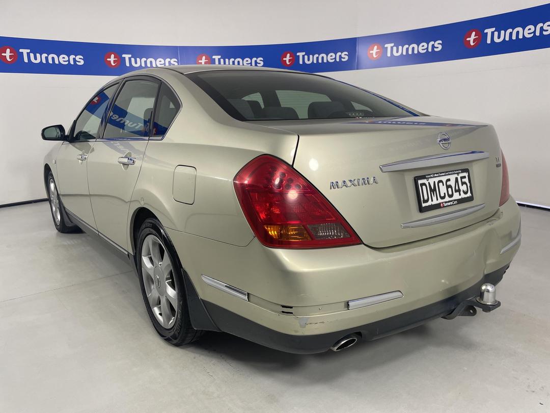 Photo '5' of Nissan Maxima