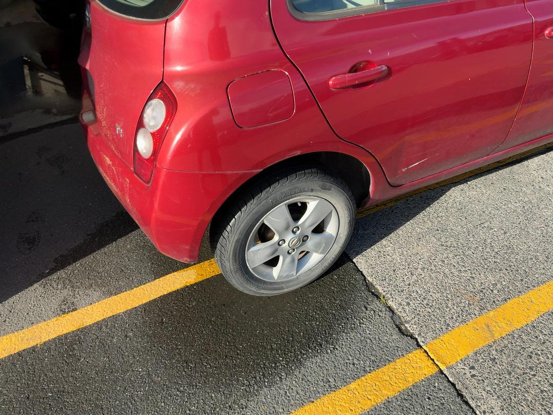 Photo '13' of Nissan Micra