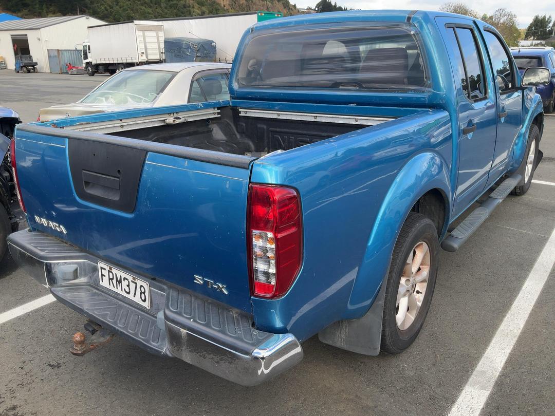 Photo '2' of Nissan Navara