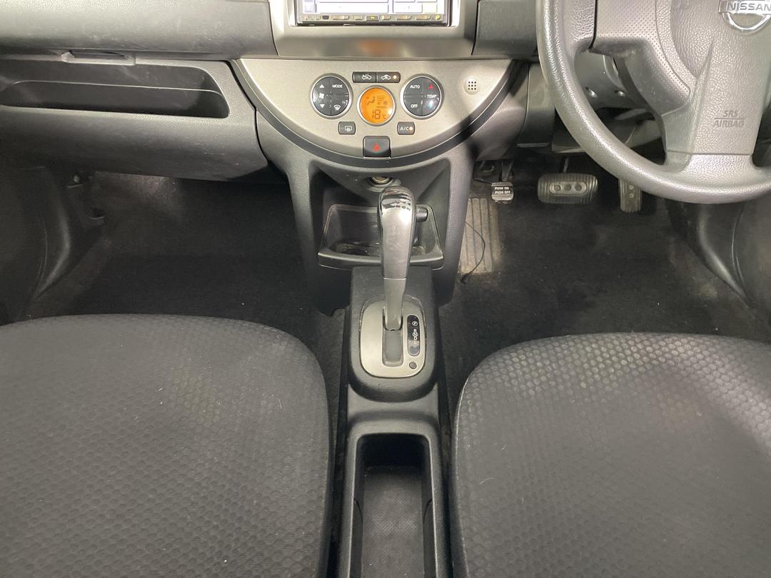 Photo '17' of Nissan Note