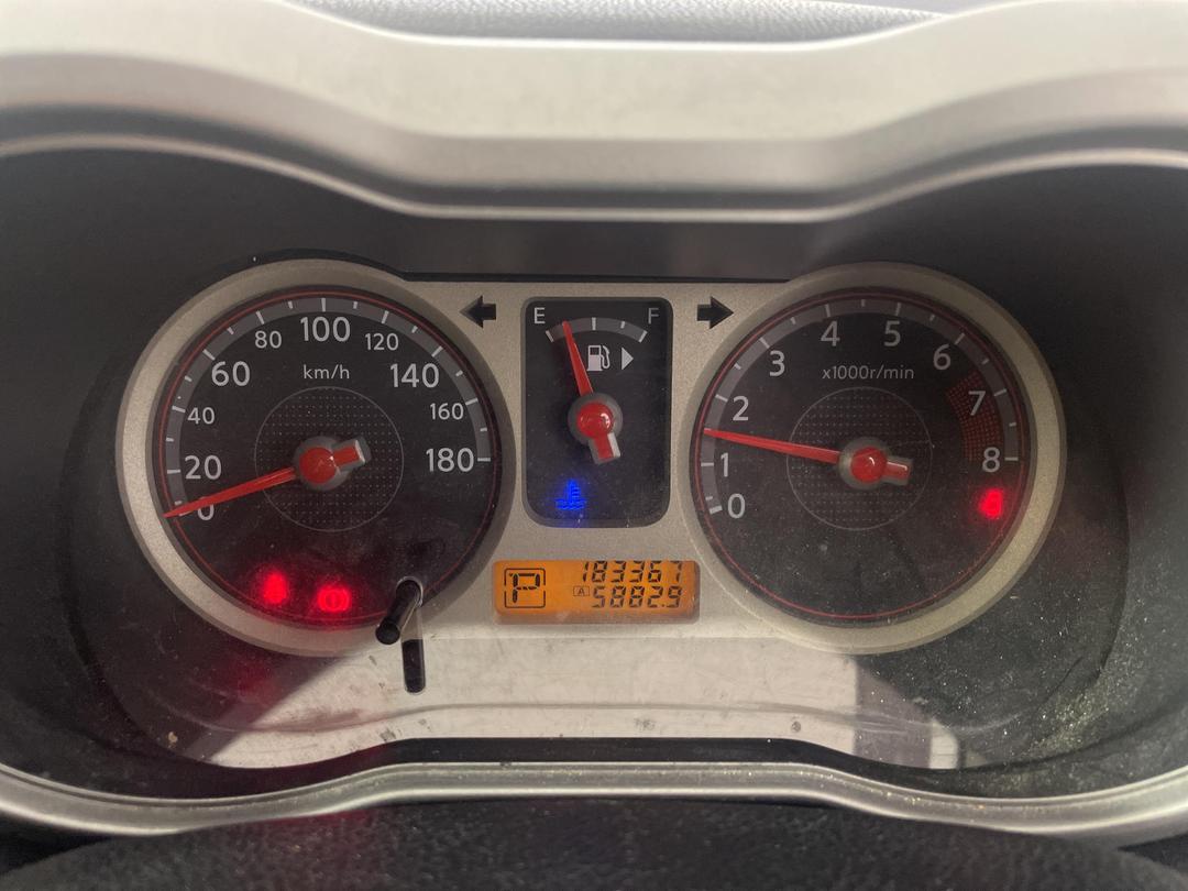 Photo '21' of Nissan Note