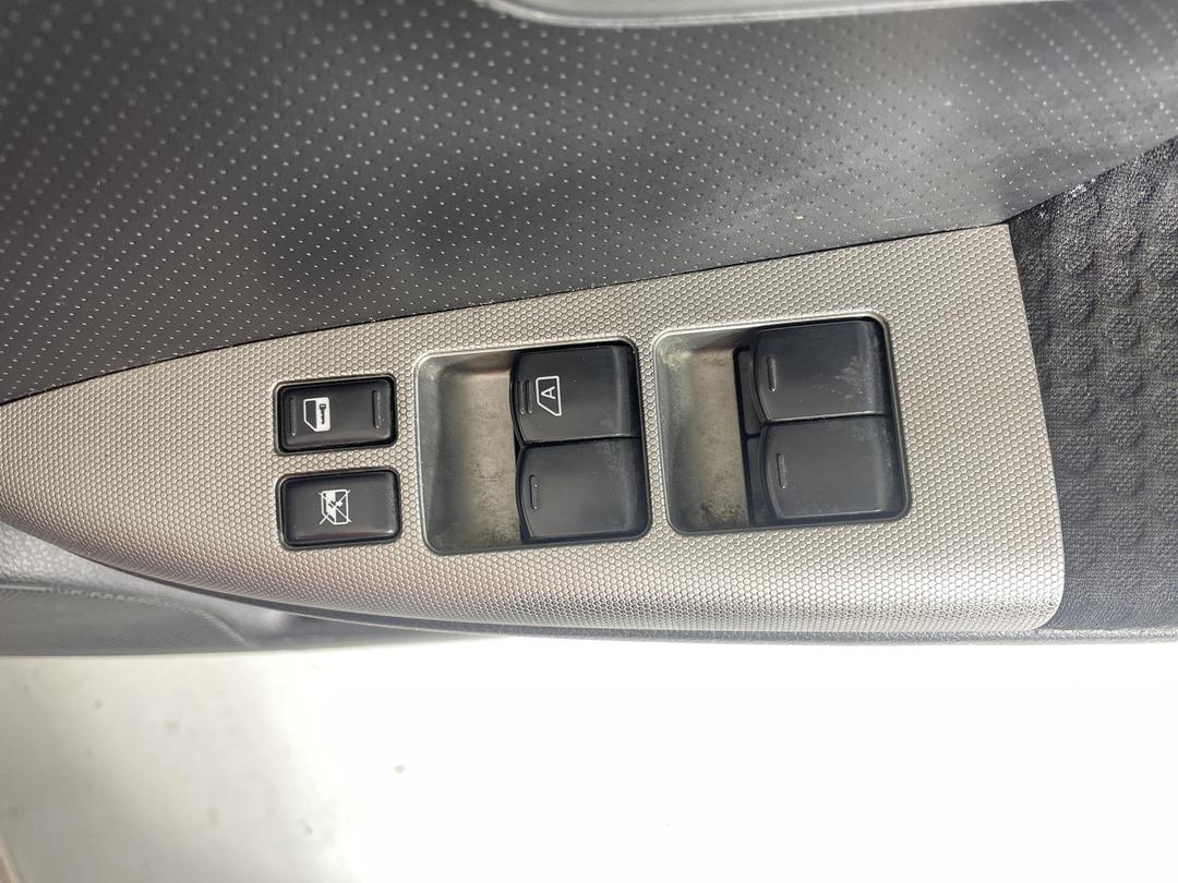 Photo '24' of Nissan Note