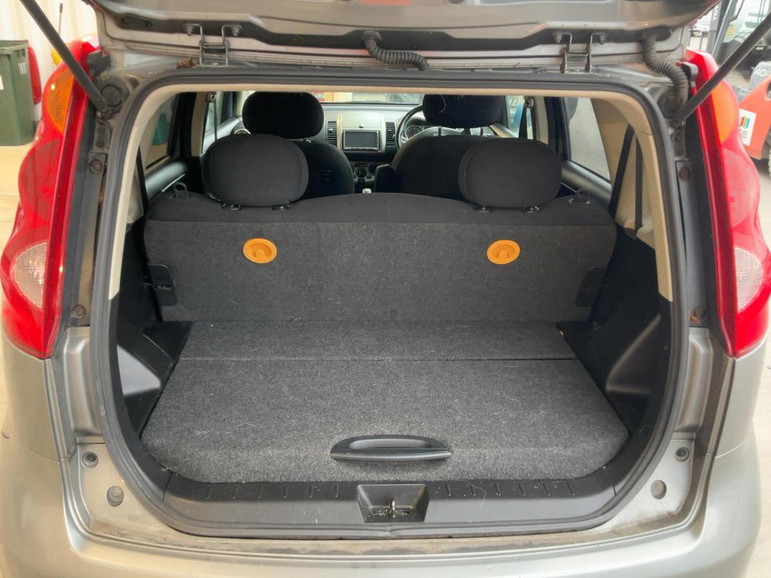 Photo '18' of Nissan Note Photo '18' of Nissan Note