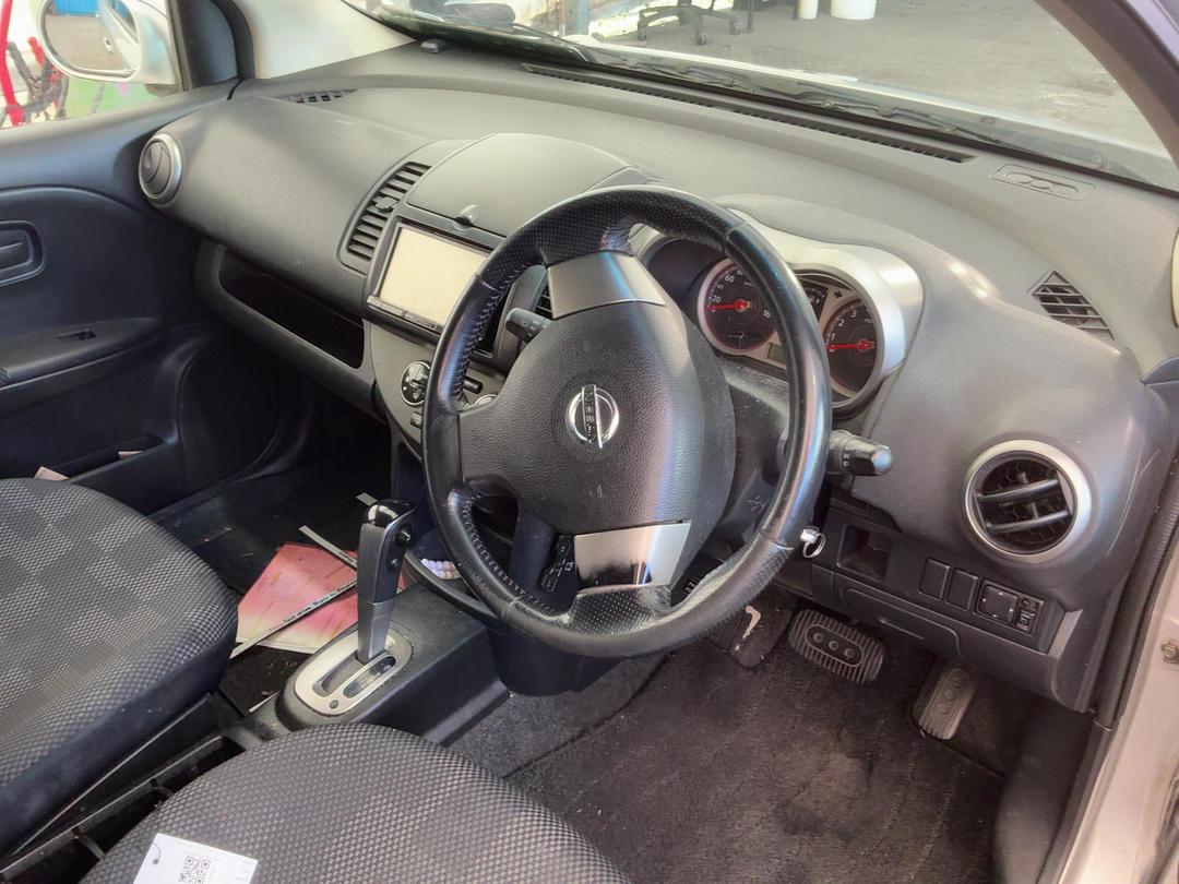 Photo '18' of Nissan Note