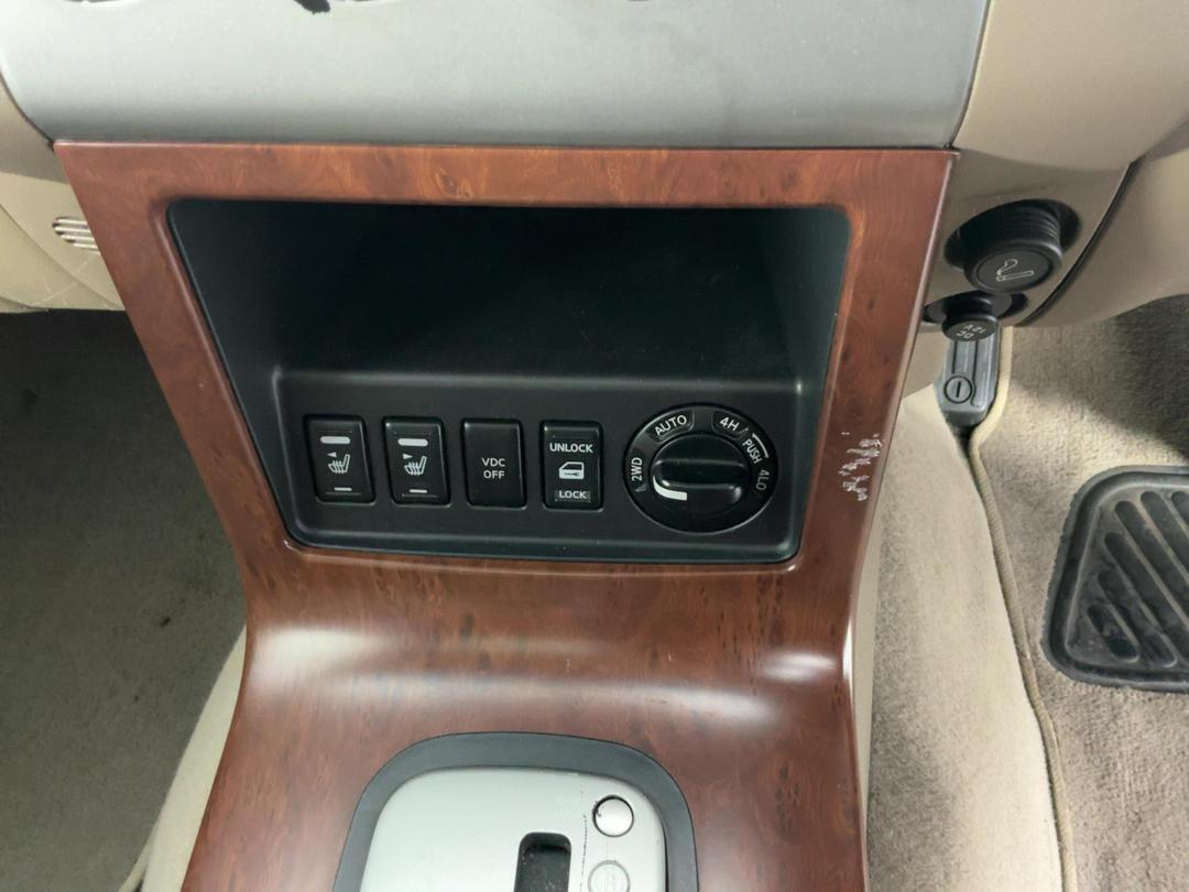 Photo '23' of Nissan Pathfinder