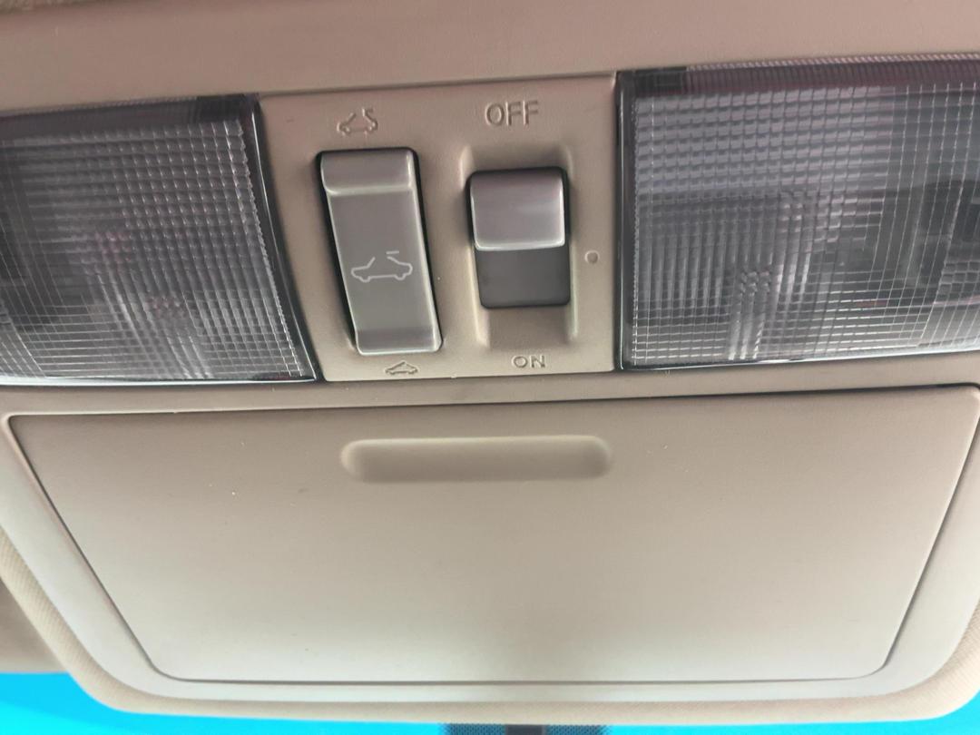 Photo '27' of Nissan Pathfinder