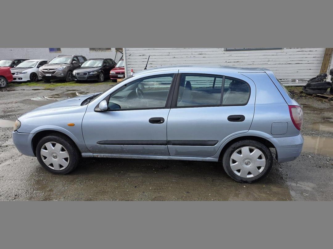 Photo '9' of Nissan Pulsar Photo '9' of Nissan Pulsar