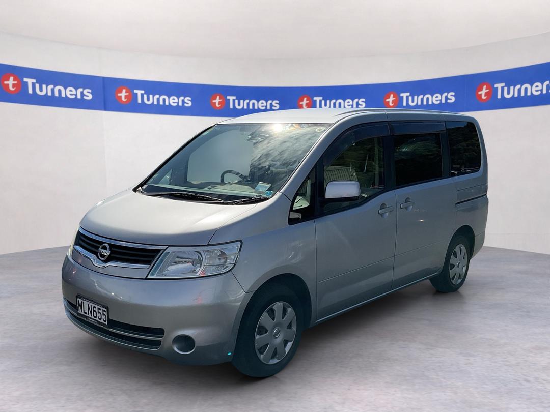 Photo '4' of Nissan Serena