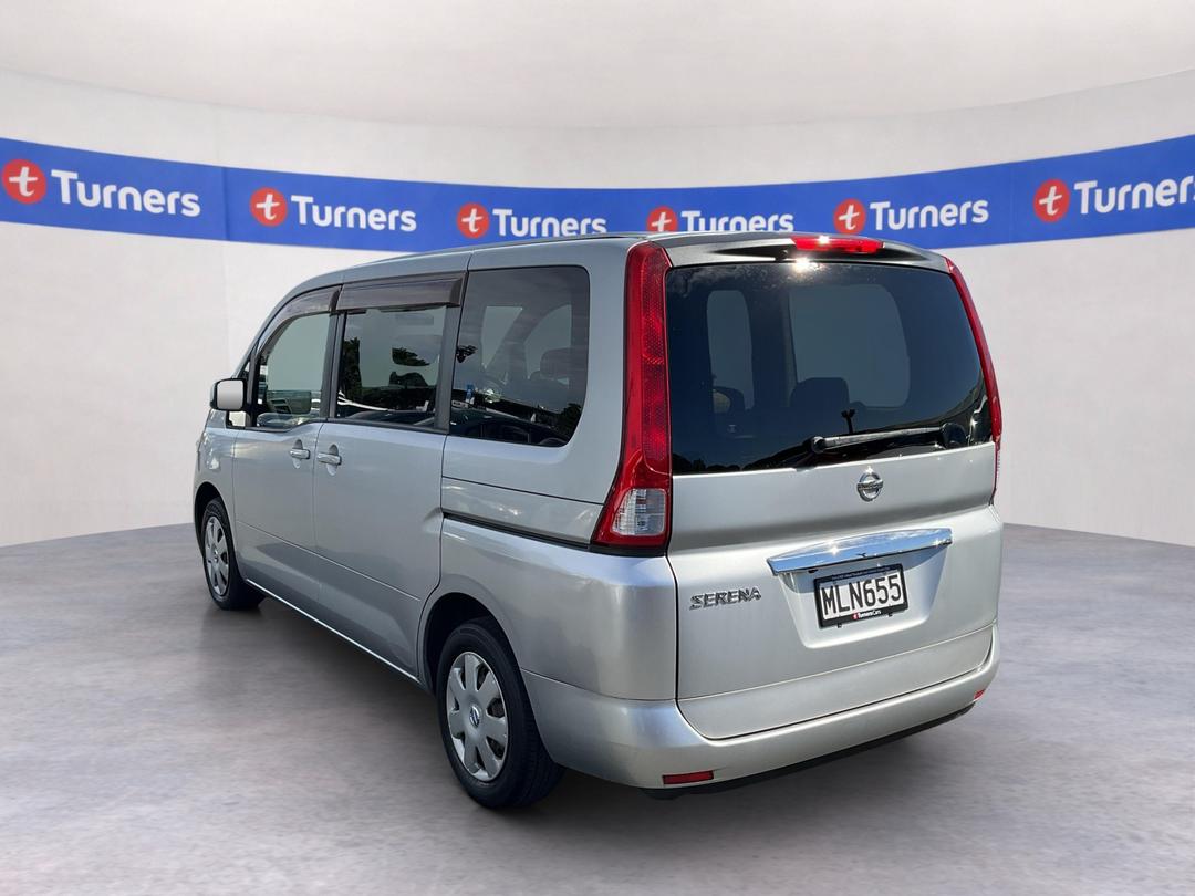 Photo '5' of Nissan Serena