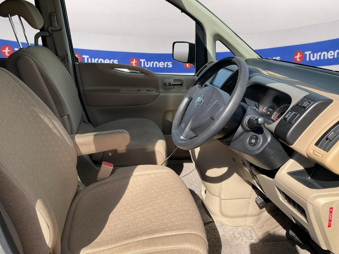 Photo '16' of Nissan Serena