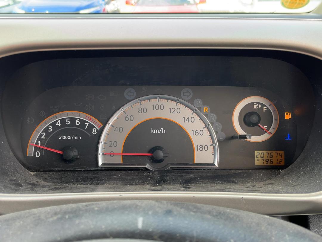 Photo '19' of Nissan Serena