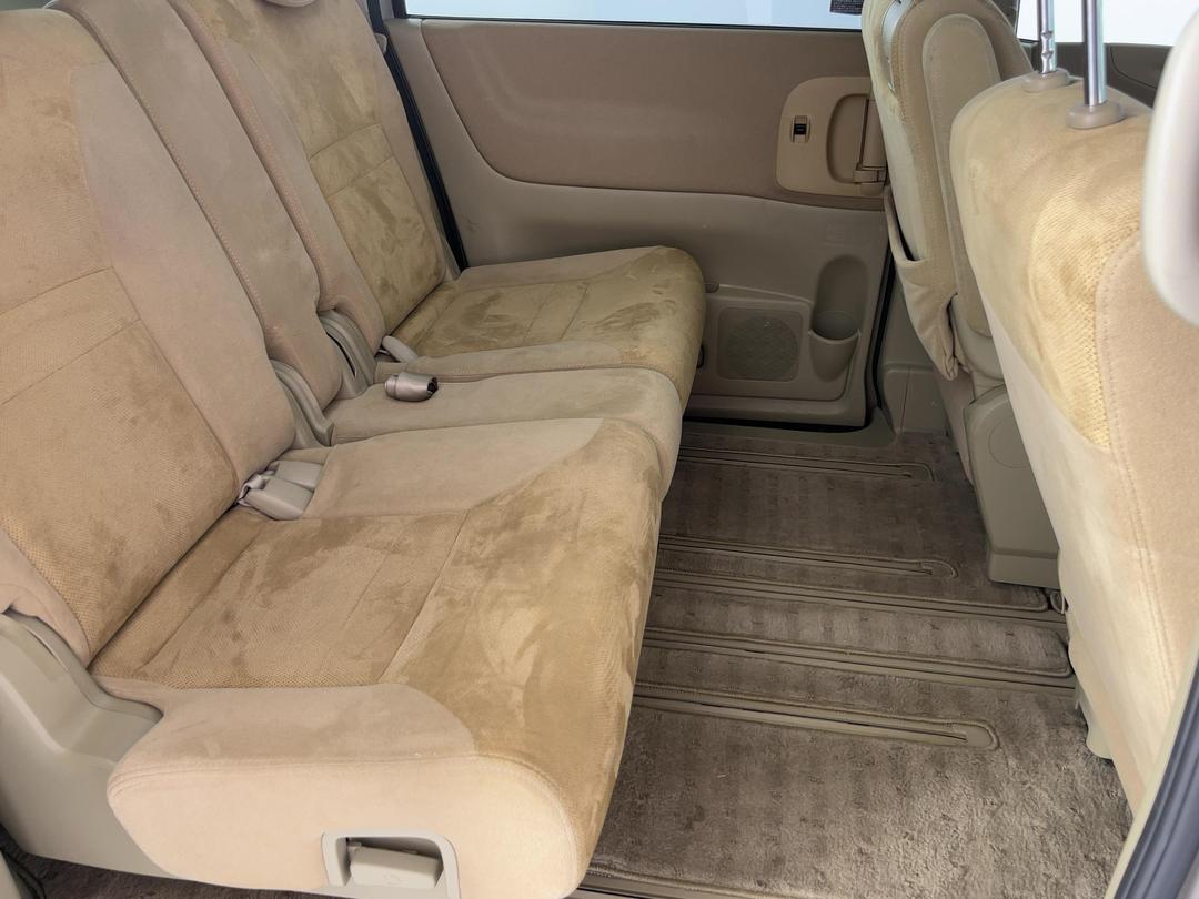 Photo '19' of Nissan Serena