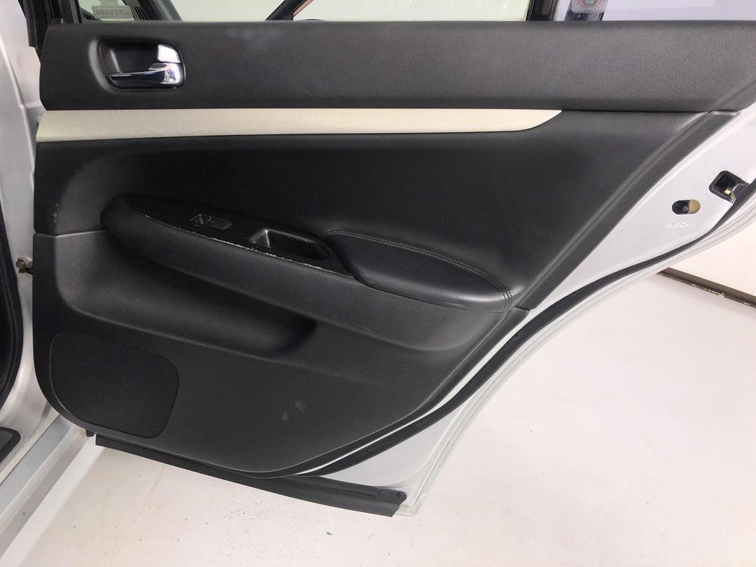 Photo '19' of Nissan Skyline