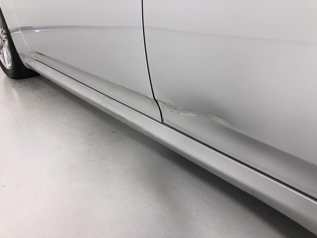 Photo '28' of Nissan Skyline