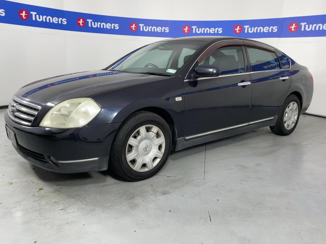 Photo '4' of Nissan Teana