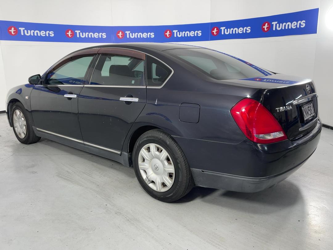 Photo '5' of Nissan Teana